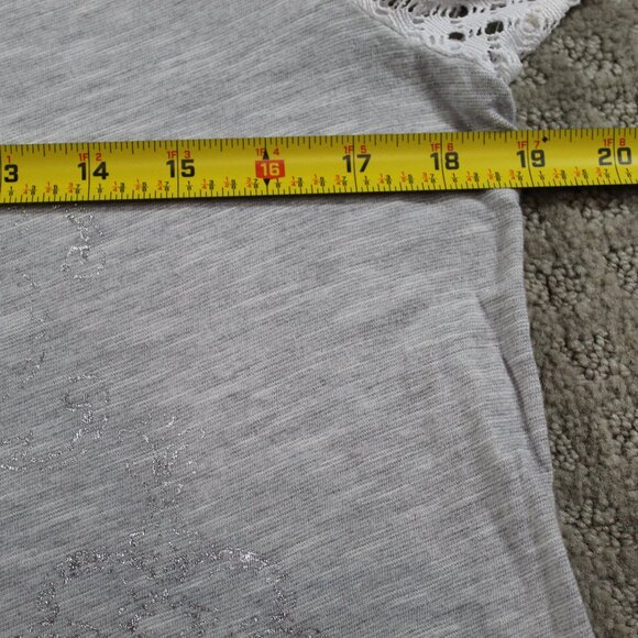 Zenergy by Chico's Size 8 Grey, Silver and White Lace Trimmed Shirt - Picture 4 of 7